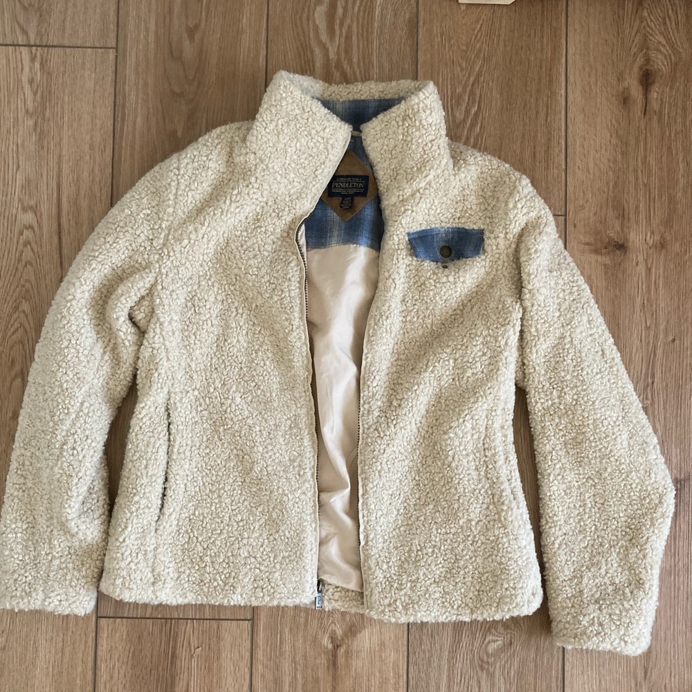 Pendleton Sherpa Jacket - Picture 5 of 6